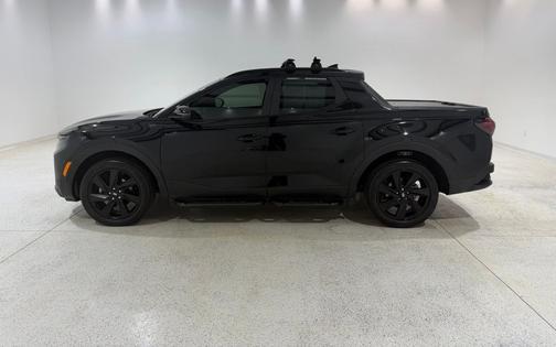 Phantom Black 2024 Hyundai SANTA CRUZ NIGHT