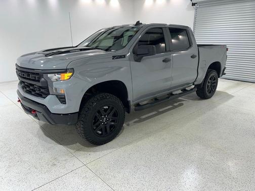 Slate Gray Metallic 2024 Chevrolet Silverado 1500 Custom Trail Boss