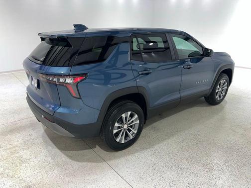 Lakeshore Blue Metallic 2026 Chevrolet Equinox LT
