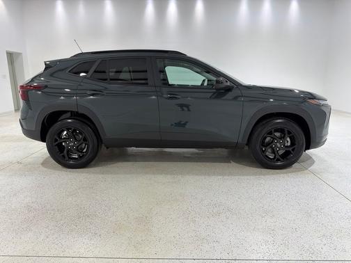 Cypress Gray 2026 Chevrolet Trax LT
