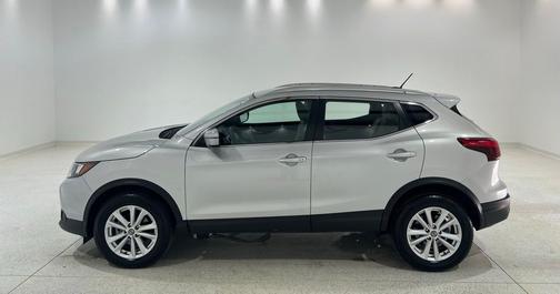 Brilliant Silver Metallic 2019 Nissan Rogue Sport SV