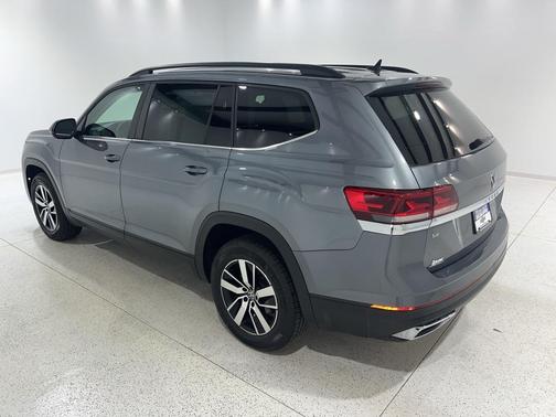 2022 Volkswagen Atlas 2.0T SE