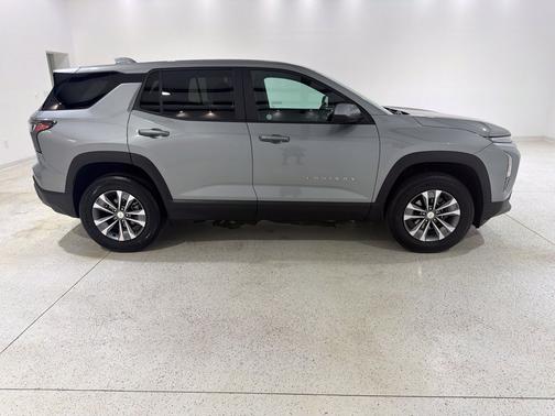 Sterling Gray Metallic 2026 Chevrolet Equinox FWD LT
