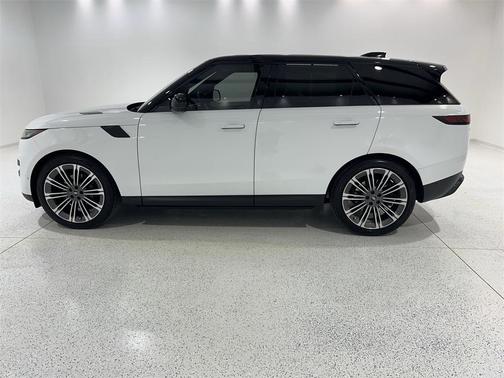 2024 Land Rover Range Rover Sport SE