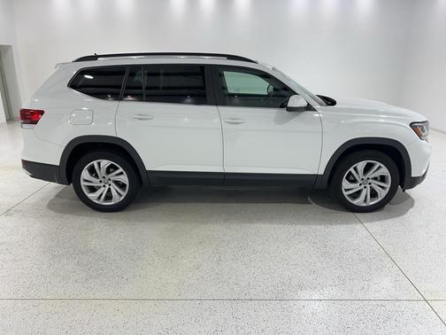 2021 Volkswagen Atlas 3.6L SE w/Technology