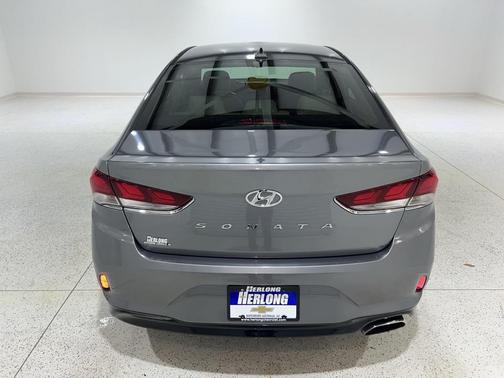 2018 Hyundai SONATA SEL