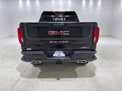 Onyx Black 2025 GMC Sierra 1500 AT4