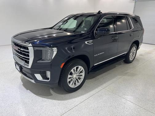 Midnight Blue Metallic 2024 GMC Yukon SLT