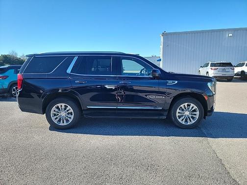 2024 GMC Yukon SLT