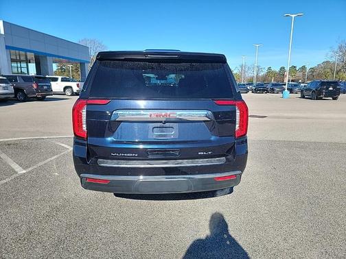 2024 GMC Yukon SLT
