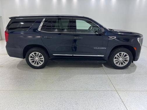 Midnight Blue Metallic 2024 GMC Yukon SLT