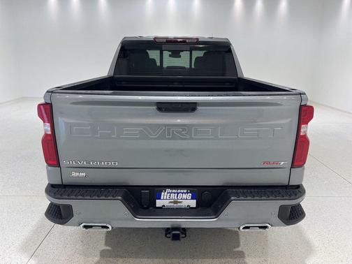 Sterling Gray Metallic 2024 Chevrolet Silverado 1500 RST
