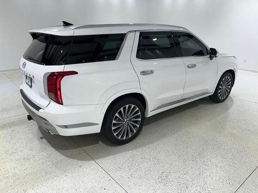 Hyper White 2025 Hyundai PALISADE Calligraphy
