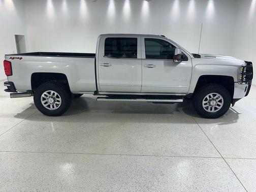 Silver Ice Metallic 2019 Chevrolet Silverado 2500 LTZ