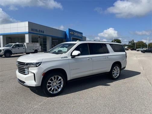 2024 Chevrolet Suburban 4WD High Country