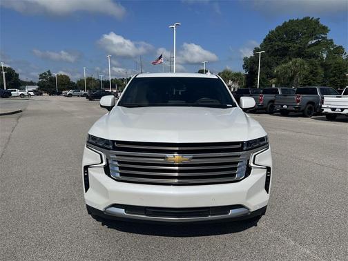 2024 Chevrolet Suburban 4WD High Country