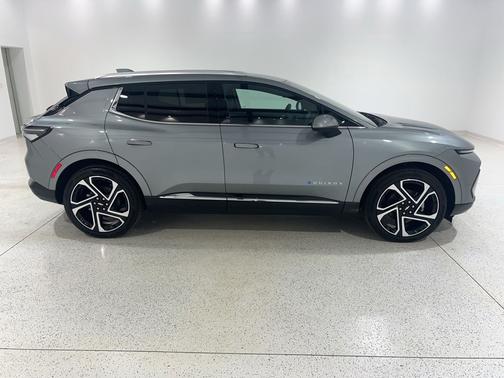 Sterling Gray Metallic 2026 Chevrolet Equinox EV LT