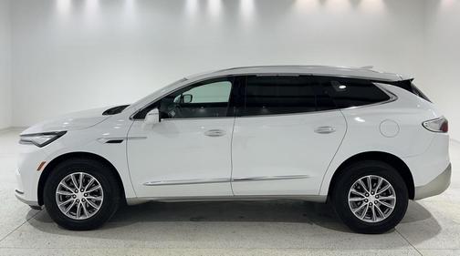 2022 Buick Enclave AWD Essence