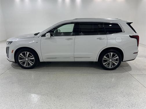 2025 Cadillac XT6 Premium Luxury FWD