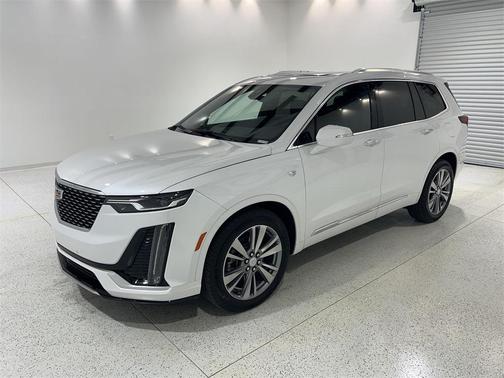 2025 Cadillac XT6 Premium Luxury FWD