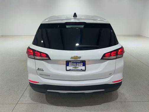 Summit White 2024 Chevrolet Equinox LT