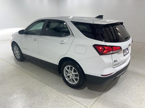 Summit White 2024 Chevrolet Equinox LT