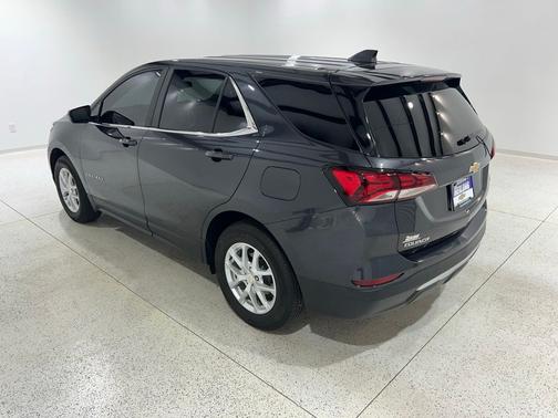 Iron Gray Metallic 2023 Chevrolet Equinox LT