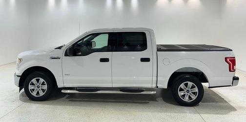 OXFORD WHITE 2017 Ford F-150 XLT
