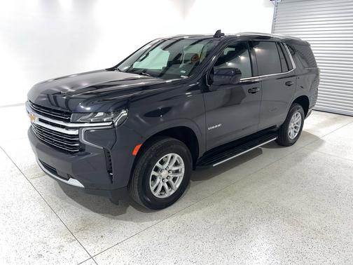 Dark Ash Metallic 2024 Chevrolet Tahoe LT