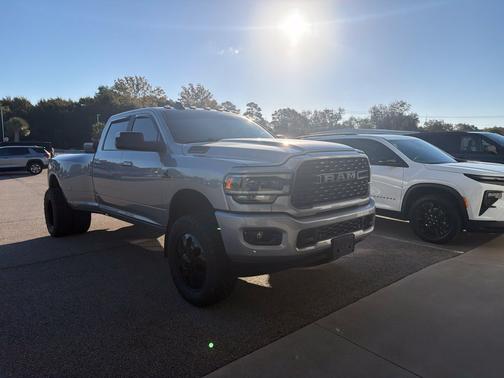 Billet Silver Metallic Clearcoat 2022 RAM 3500 Big Horn