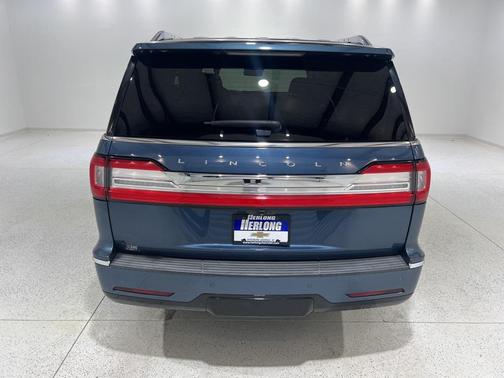2019 Lincoln Navigator Select