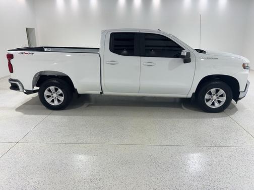 Summit White 2019 Chevrolet Silverado 1500 LT