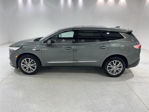 2023 Buick Enclave Premium FWD