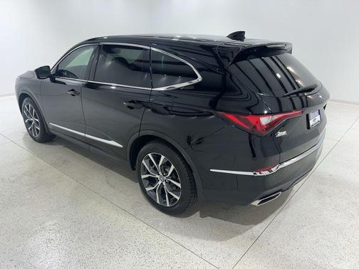Black 2022 Acura MDX Base