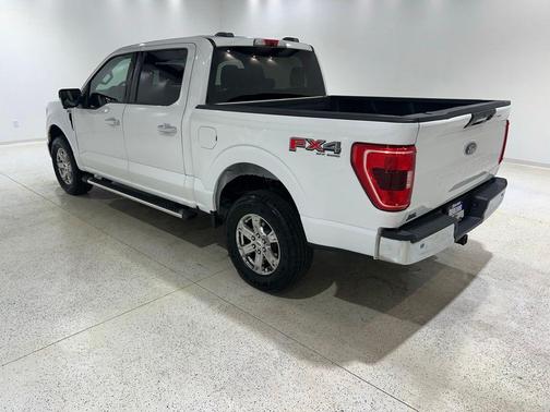 Oxford White 2022 Ford F-150 XLT