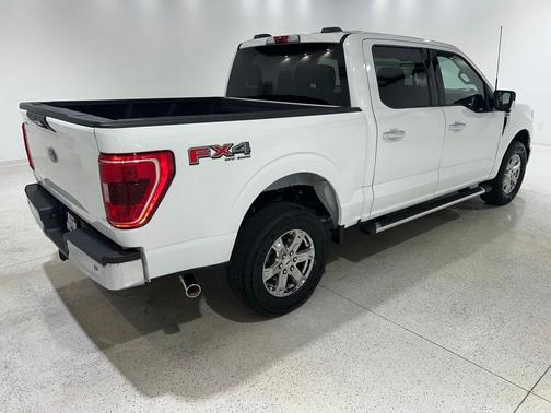 Oxford White 2022 Ford F-150 XLT