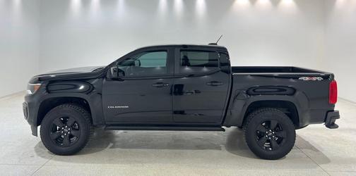 Black 2022 Chevrolet Colorado LT