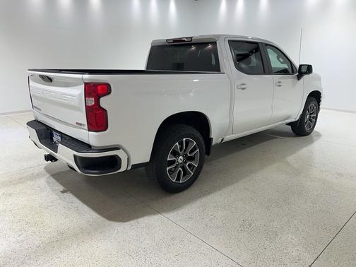 Iridescent Pearl Tricoat 2022 Chevrolet Silverado 1500 Limited RST