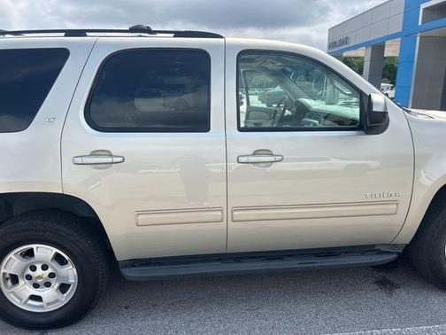 Champagne Silver Metallic 2013 Chevrolet Tahoe LT