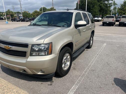 Champagne Silver Metallic 2013 Chevrolet Tahoe LT