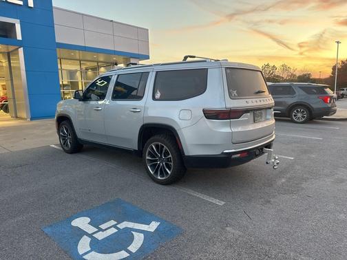 2022 Jeep Wagoneer Series III 4x4