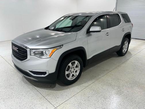 Quicksilver Metallic 2019 GMC Acadia SLE-1