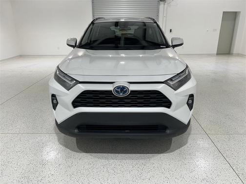 2023 Toyota RAV4 Hybrid XLE Premium