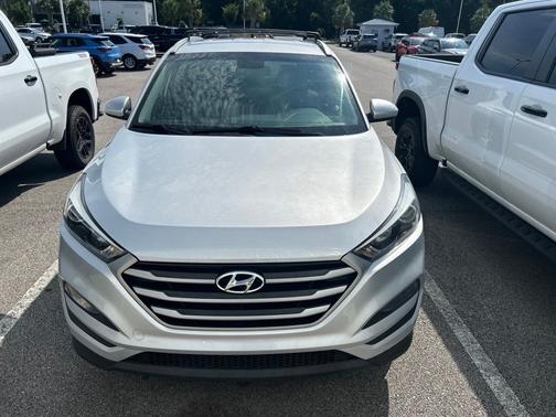 Molten Silver 2018 Hyundai TUCSON SEL