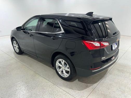 Mosaic Black Metallic 2020 Chevrolet Equinox LT