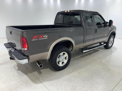 Brown 2006 Ford F-250 XLT