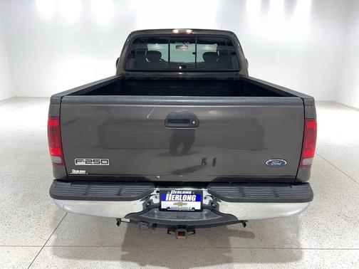 Brown 2006 Ford F-250 XLT