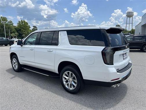 2025 Chevrolet Suburban Premier