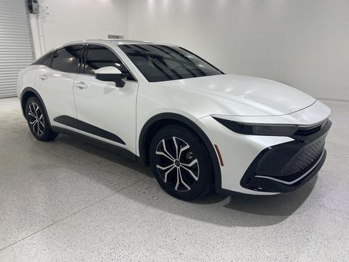 2025 Toyota Crown XLE