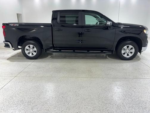 Black 2024 Chevrolet Silverado 1500 LT